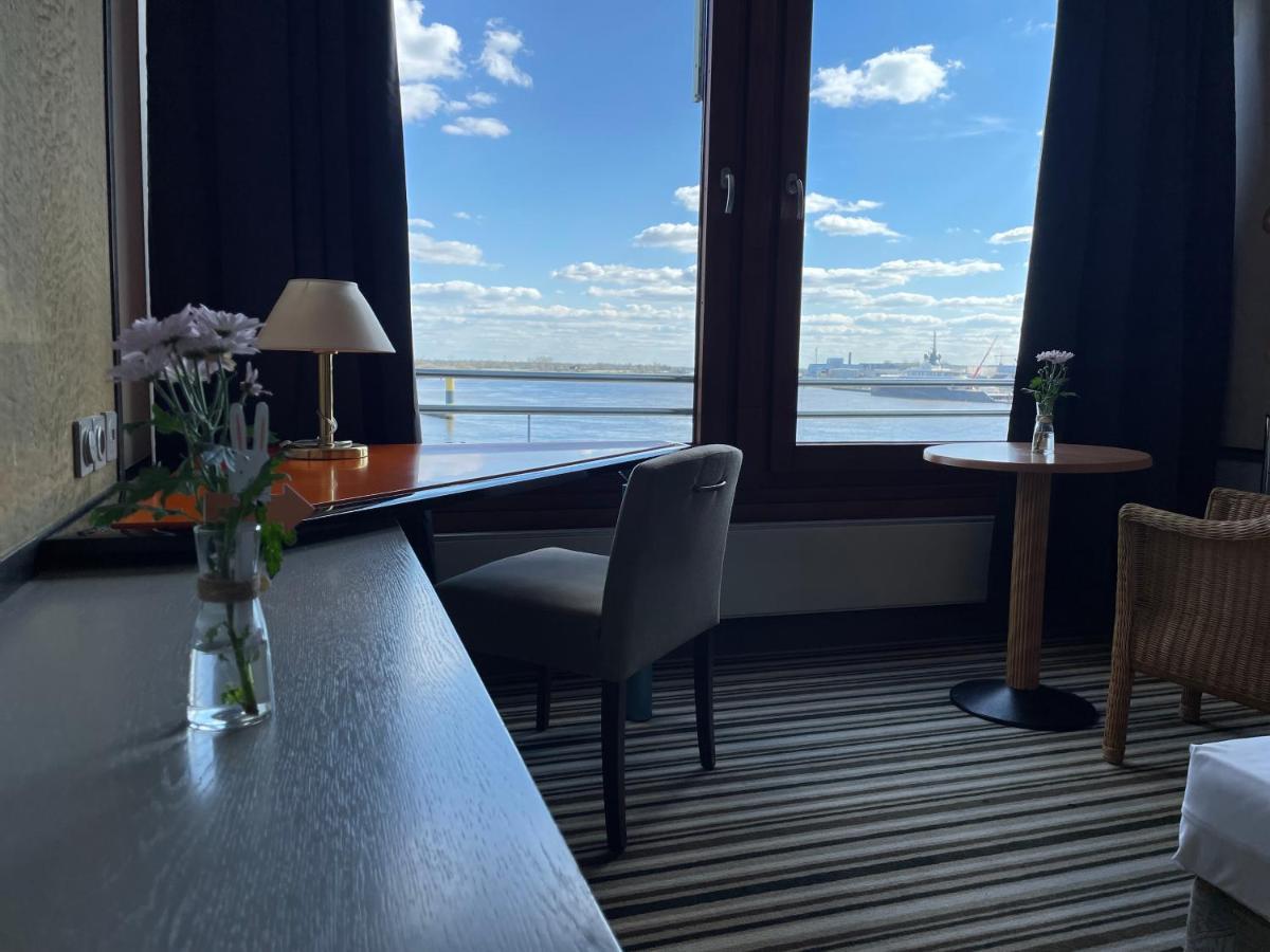 Hotel Strandlust BRE Buitenkant foto